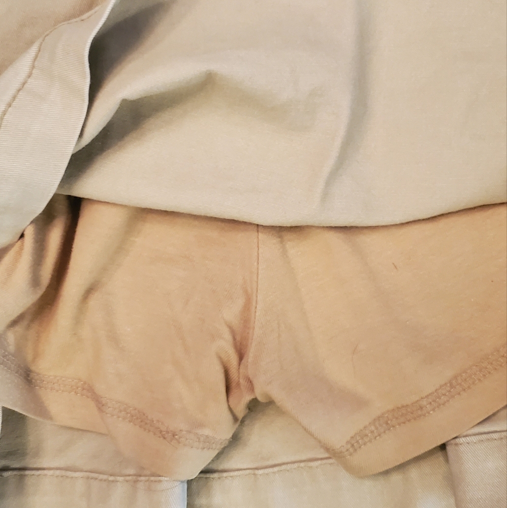 Set of 4 Beige Pleated Skirt with Button Details - Picture 3 of 4